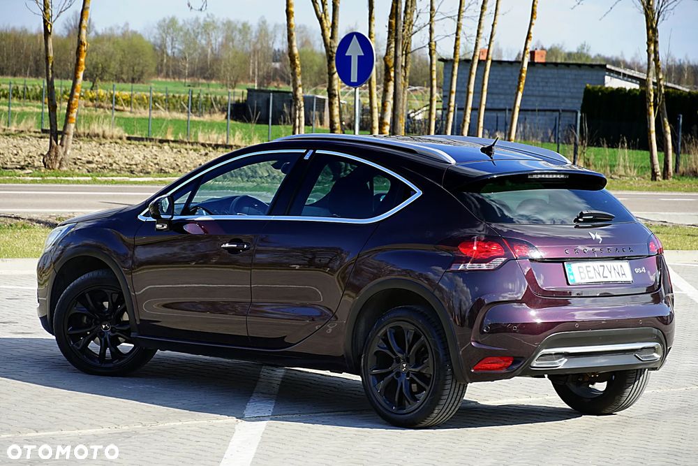 DS Automobiles DS 4 Crossback - 16