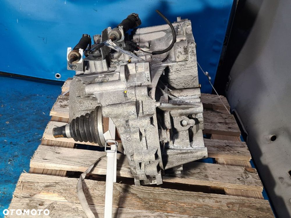 SKRZYNIA BIEGÓW MANUALNA VOLVO V40 S40 1.9D - 3