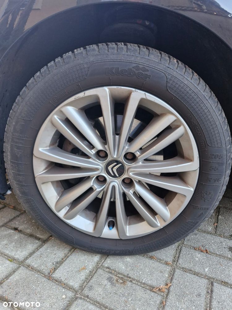 Citroën C4 VTi 120 Exclusive - 17