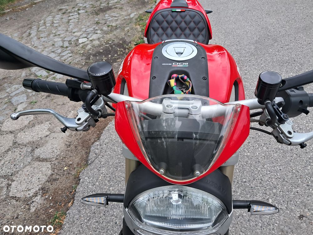 Ducati Monster - 18