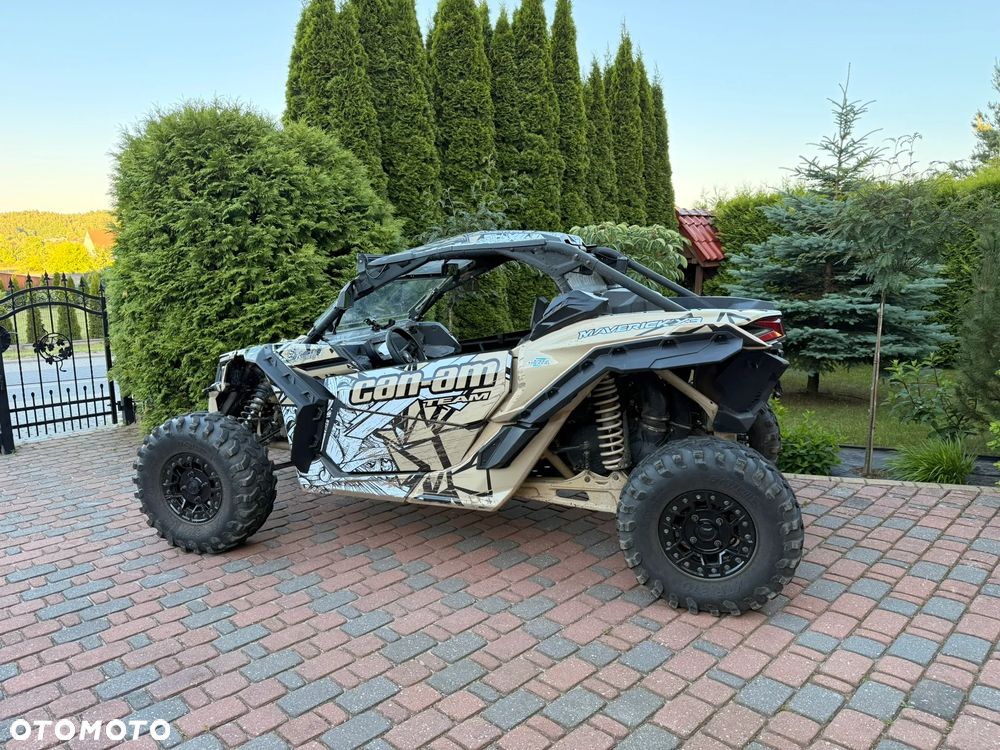 Can-Am Maverick - 4