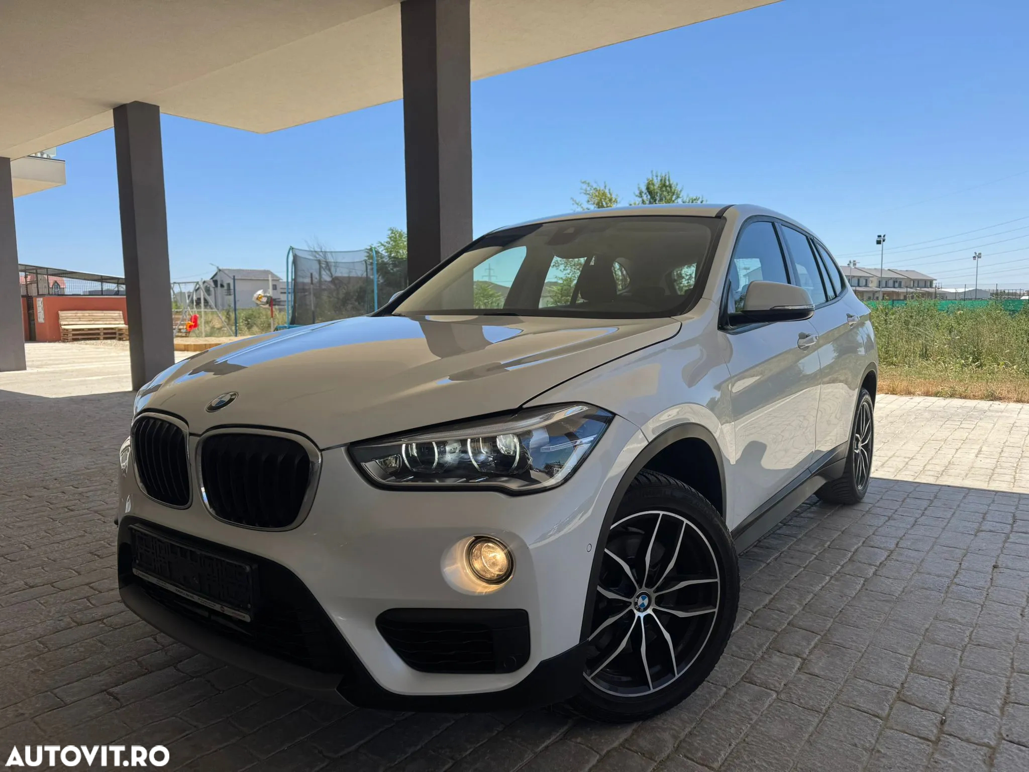 BMW X1 sDrive20i Aut. Advantage - 18