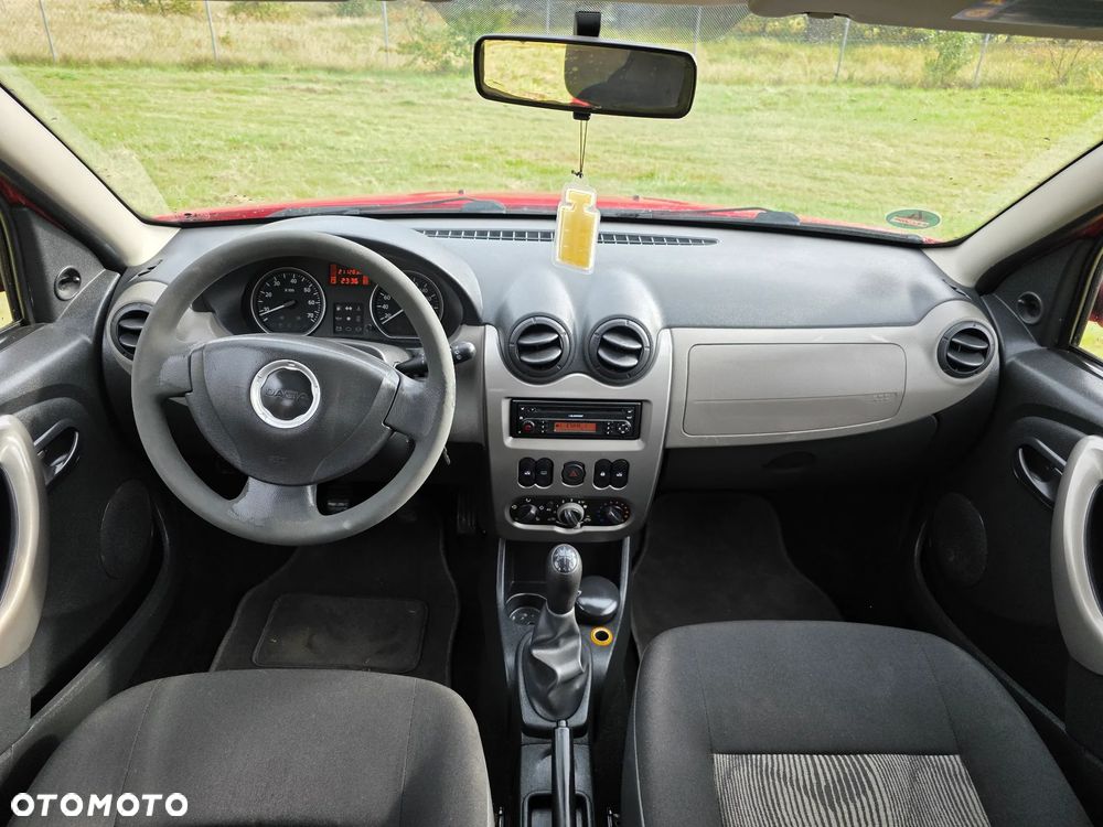 Dacia Sandero 1.2 16V Laureate II - 14