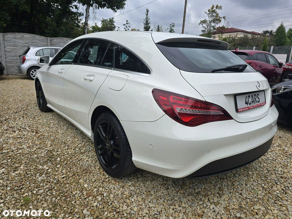 Mercedes-Benz CLA Shooting Brake 180 d - 4