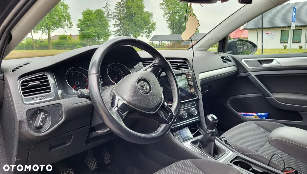 Volkswagen Golf 1.0 TSI BMT City - 9