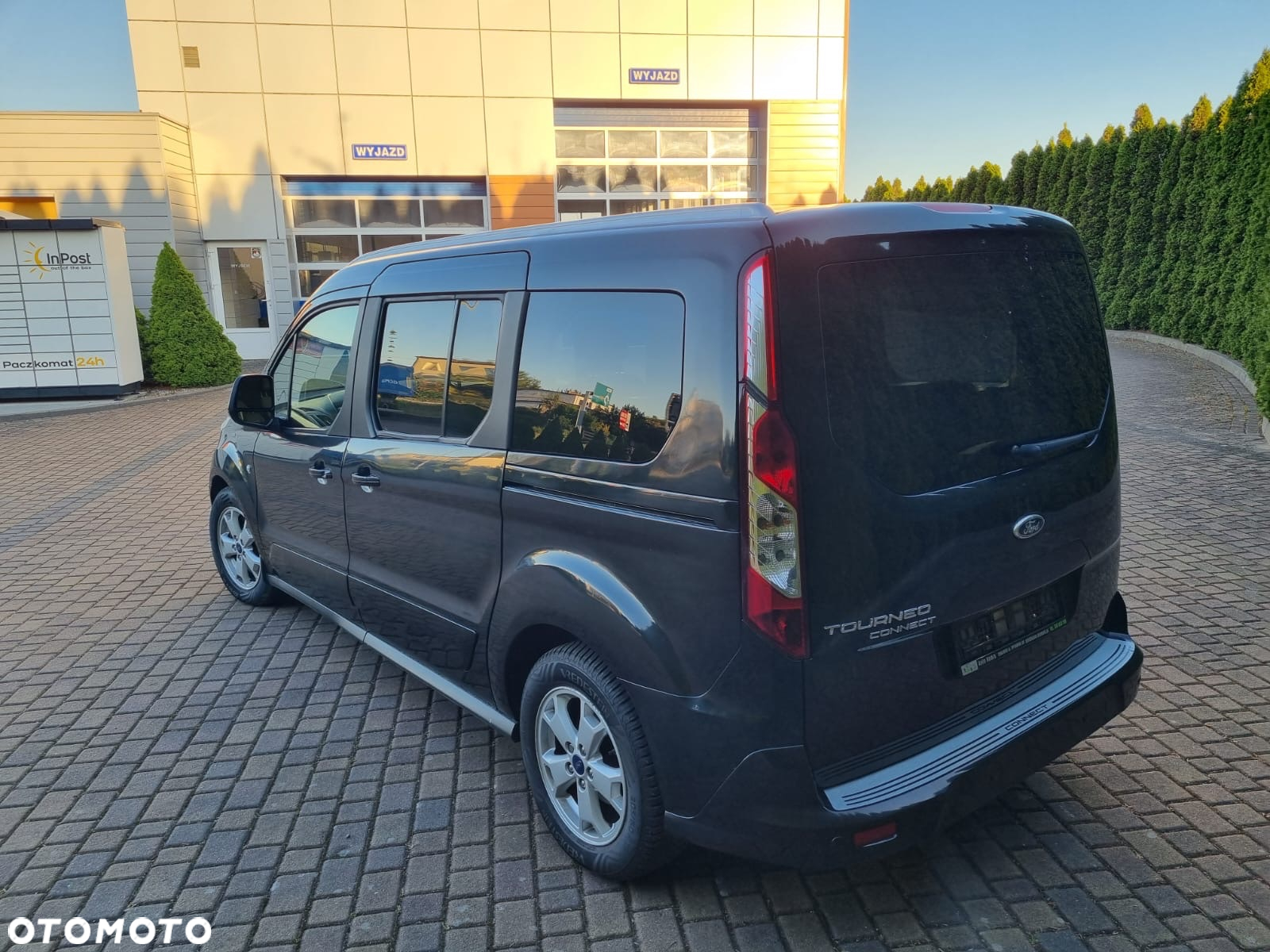 Ford Tourneo Connect Grand 1.6 TDCi Titanium - 8