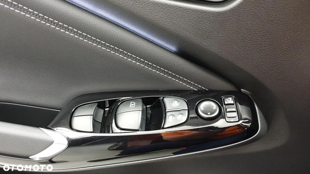 Nissan Juke 1.6 Hybrid N-Connecta AMT - 13