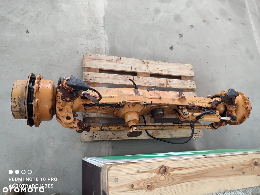 Most napędowy 134237 Carraro   Case 580 SLE - 9