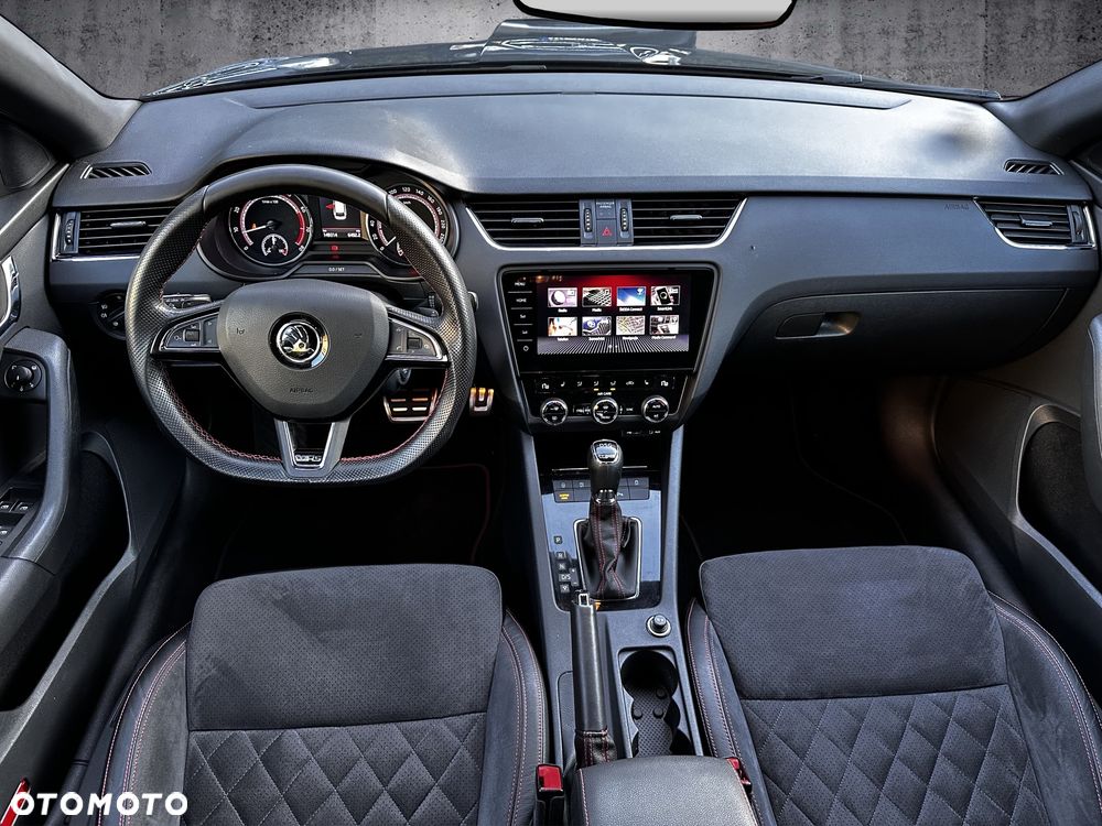 Skoda Octavia 2.0 TSI RS Challenge 245 DSG - 12