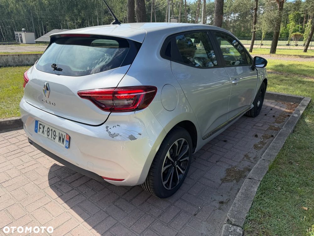 Renault Clio - 4