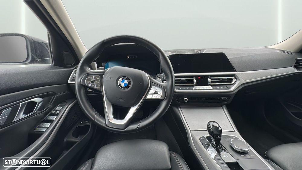 BMW 330 e Touring Aut. Sport Line - 9