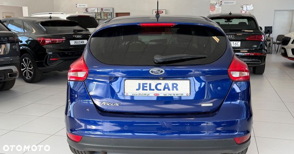 Ford Focus - 10