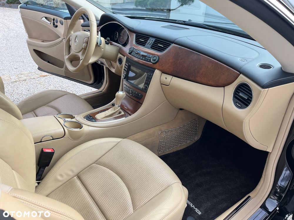 Mercedes-Benz CLS 63 AMG 7G-TRONIC - 13