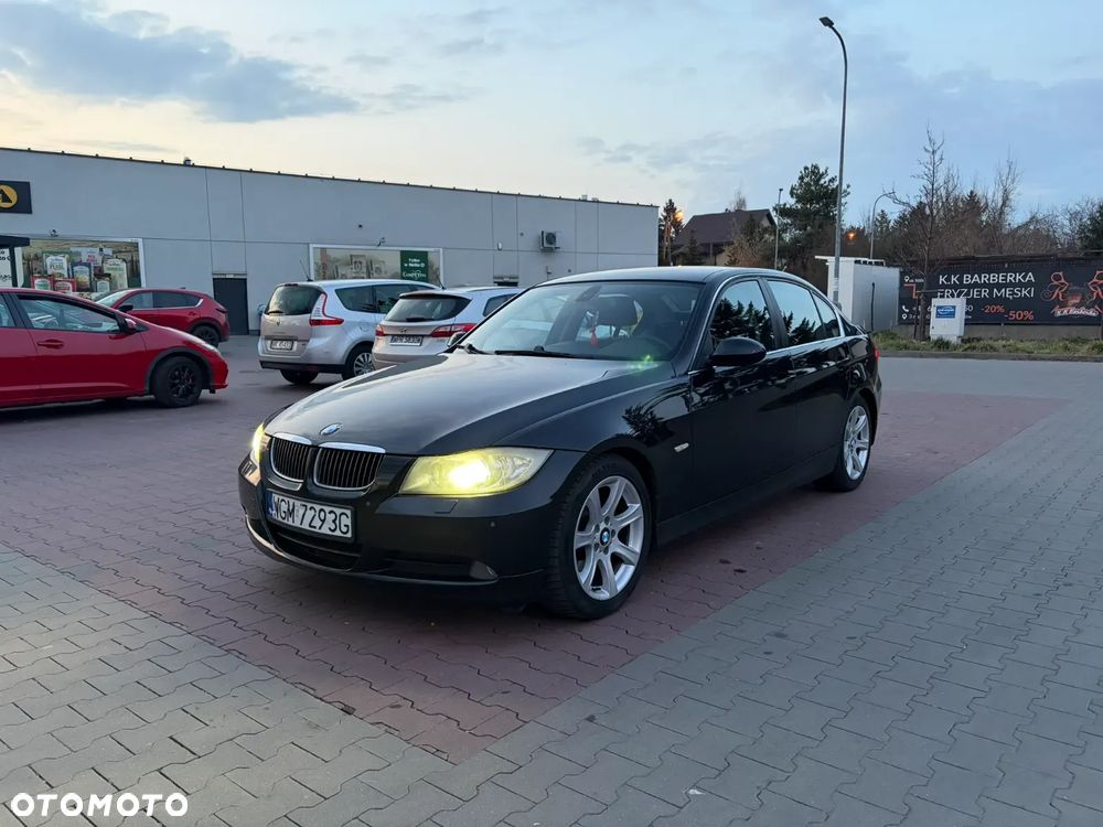 BMW Seria 3 325d - 2