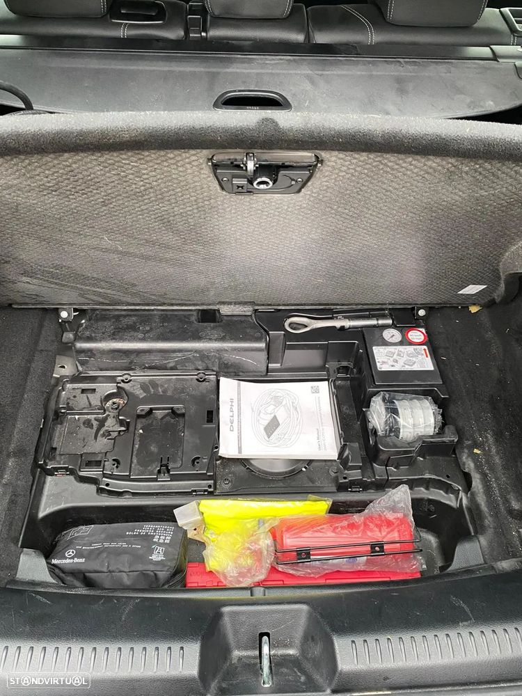 Mercedes-Benz CLA 250 e Shooting Brake Progressive - 12