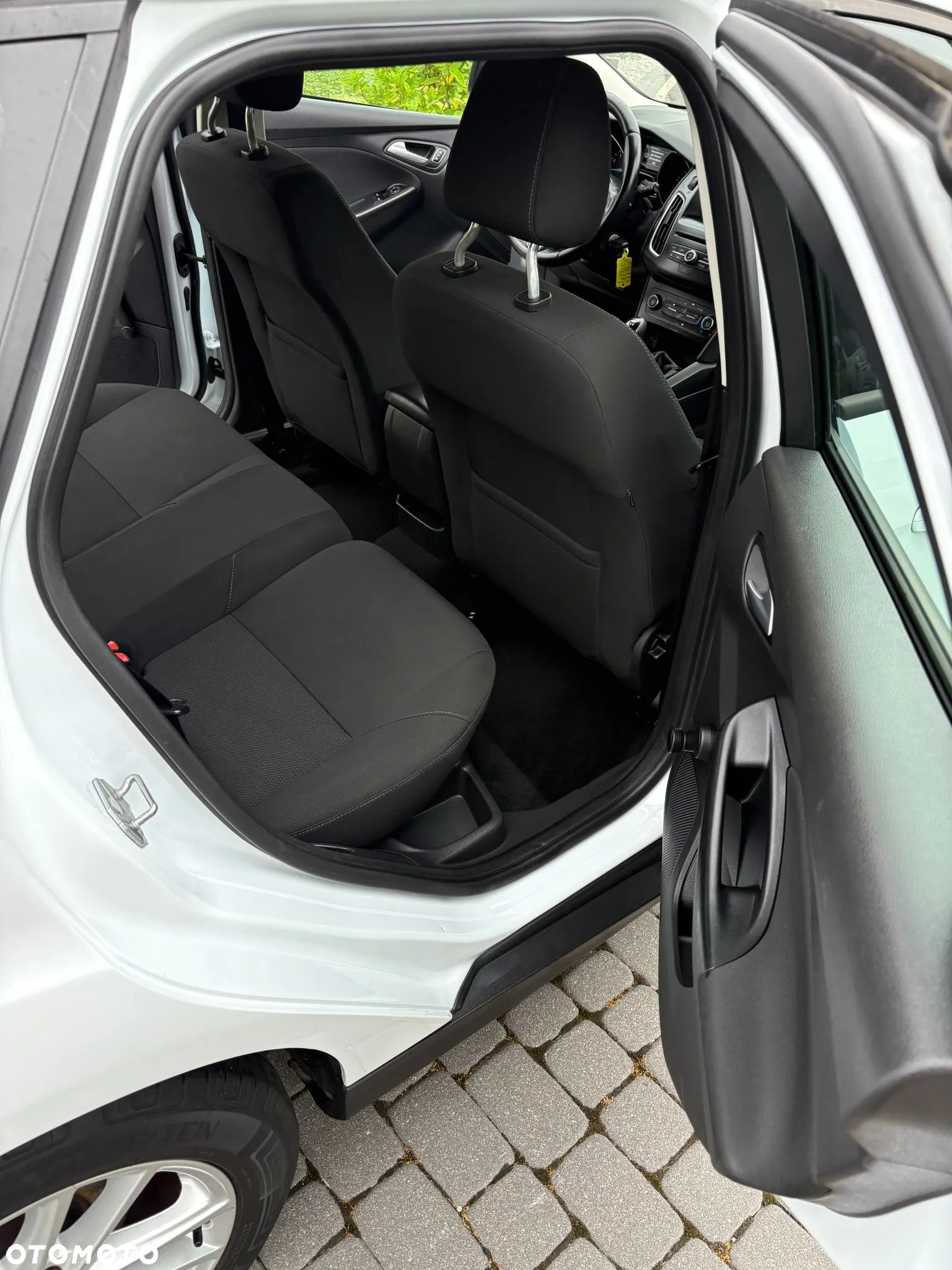 Ford Focus 1.0 EcoBoost 99g Edition Start - 14