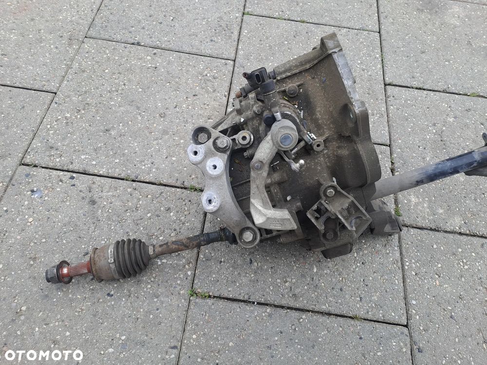 Chevrolet Aveo T300 III 1.3 CDTi skrzynia 6-biegowa M32 55192042 przebieg 110 tys.km - 6