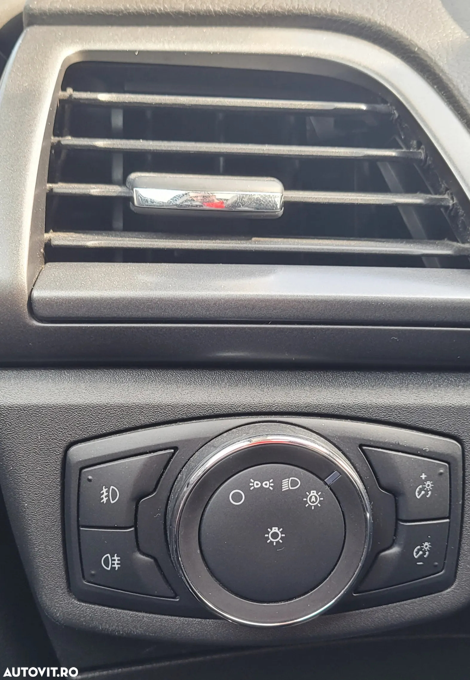 Ford Mondeo 1.6 TDCi Econetic - 17