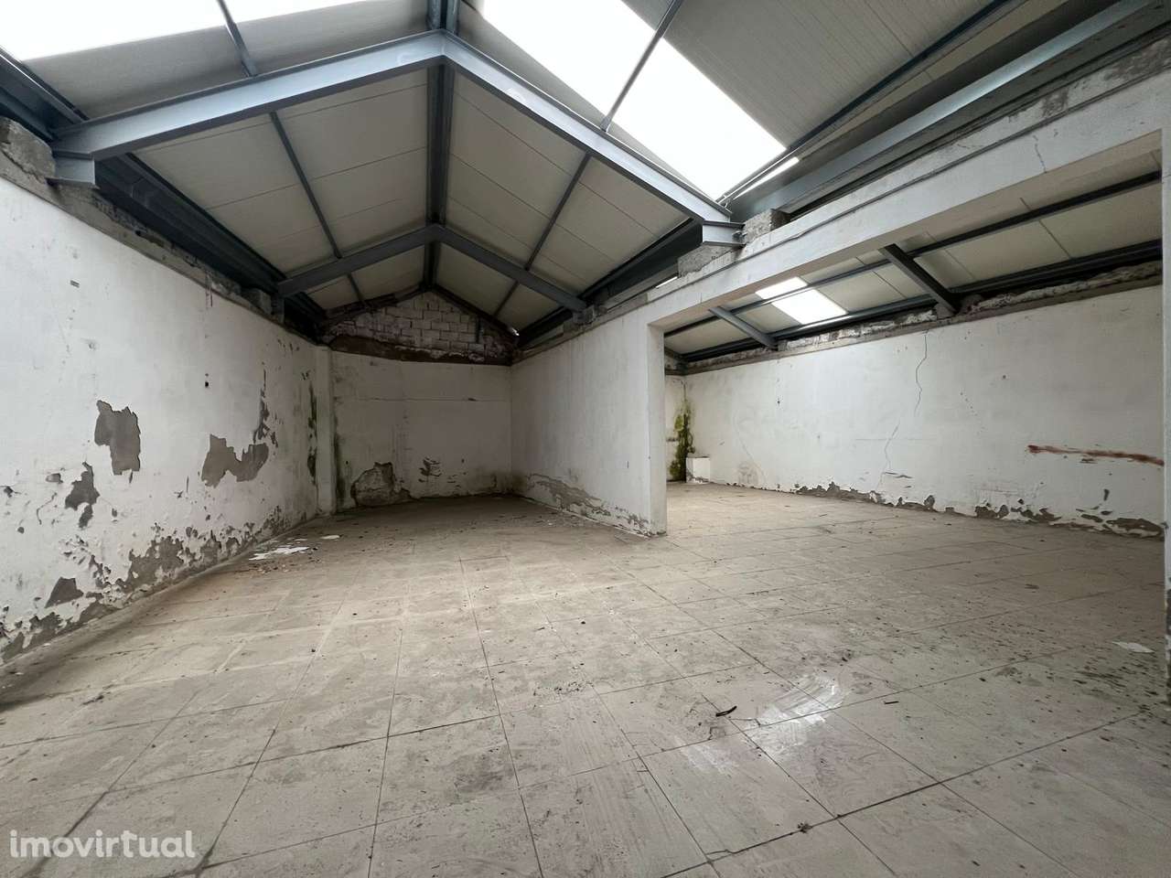 Loja  Armazém V. N. Gaia Centro Marquês Sá da Bandeira - Grande imagem: 5/11