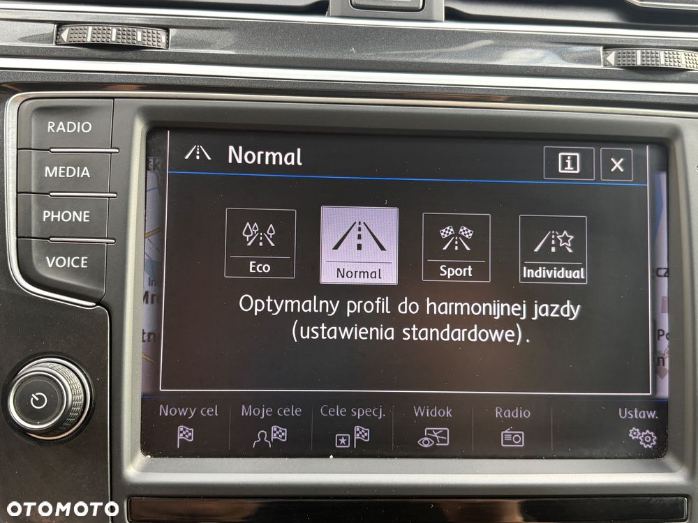 Volkswagen Tiguan 2.0 TDI BMT SCR 4Mot Comfortline DSG - 32