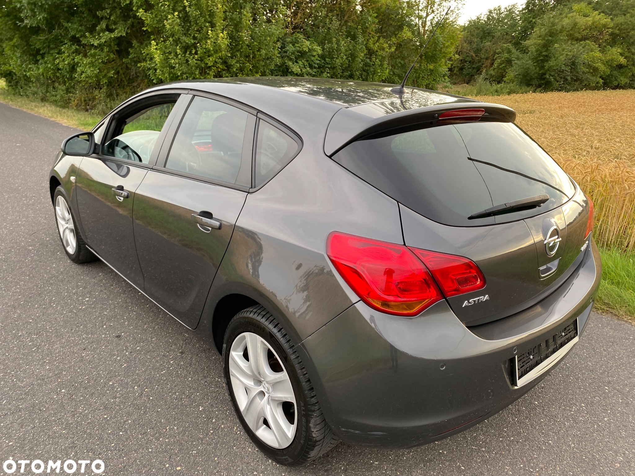 Opel Astra IV 1.4 Cosmo - 8