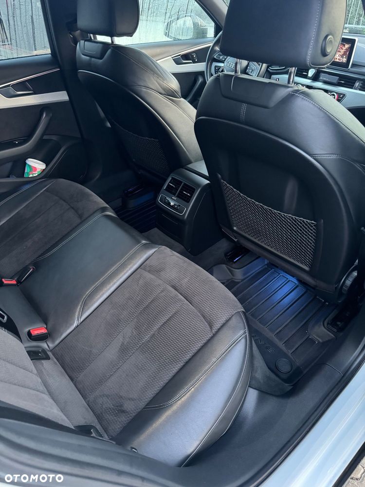 Audi A4 Avant 2.0 TDI Quattro S tronic - 10