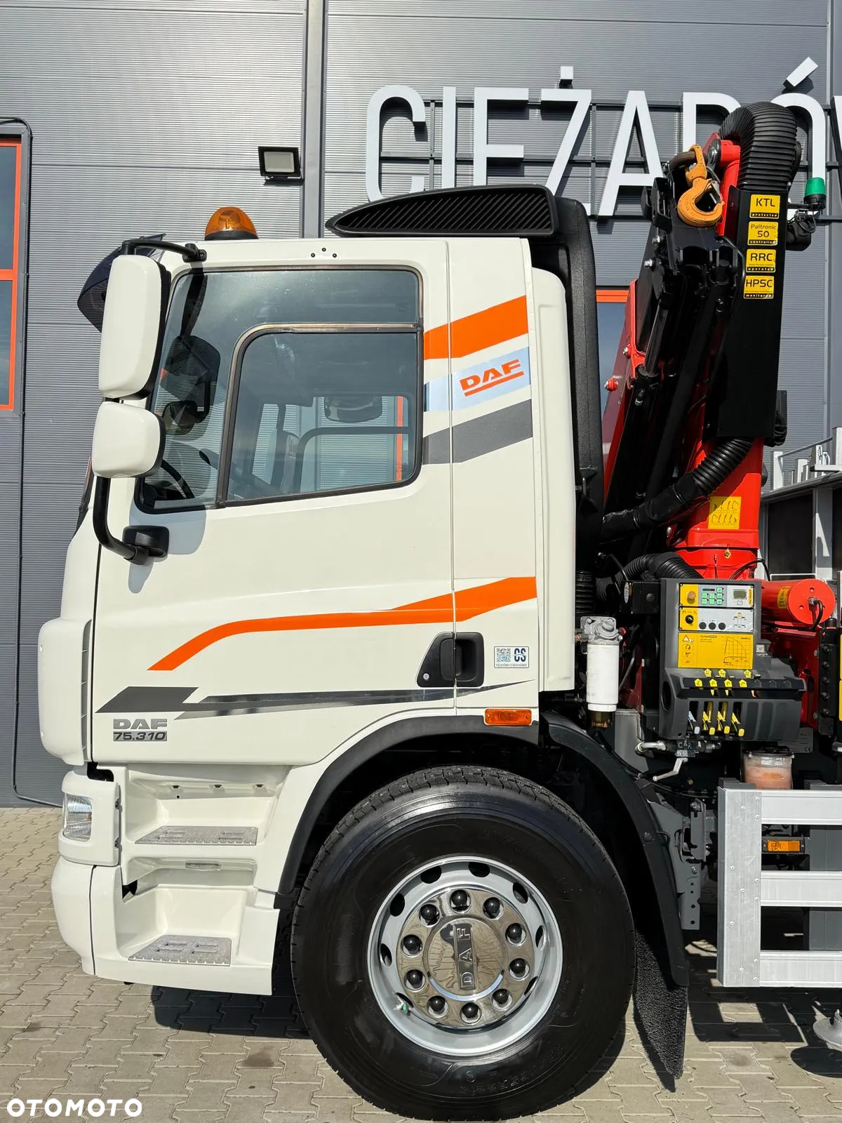 DAF DAF CF 75.310 / E5 / 6x2 / laweta + żuraw PALFINGER PK 18002 EH / platforma , pomoc drogowa , skrzynia - 29