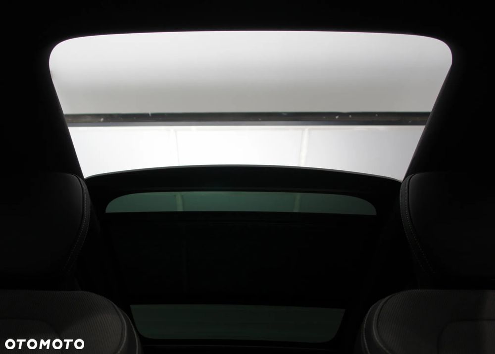 Volvo XC 60 B5 B AWD Ultimate Black Edition - 8