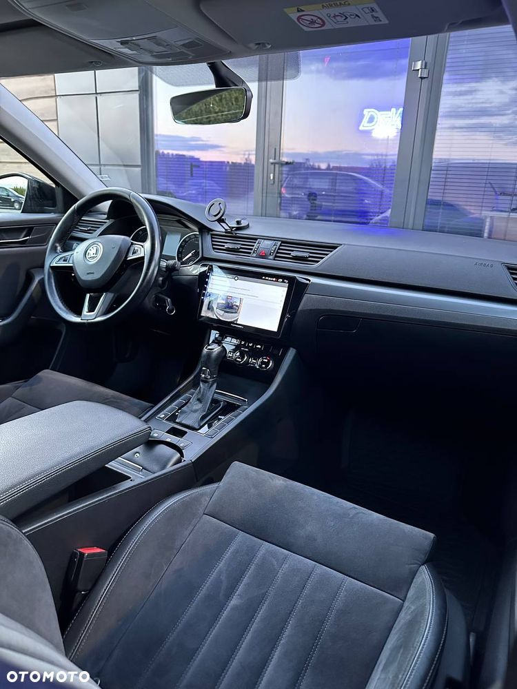 Skoda Superb 2.0 TDI Ambition DSG - 15