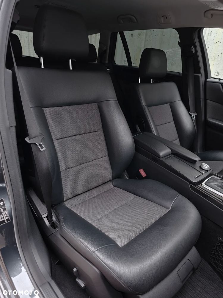 Mercedes-Benz Klasa E 220 CDI 7G-TRONIC Avantgarde - 22