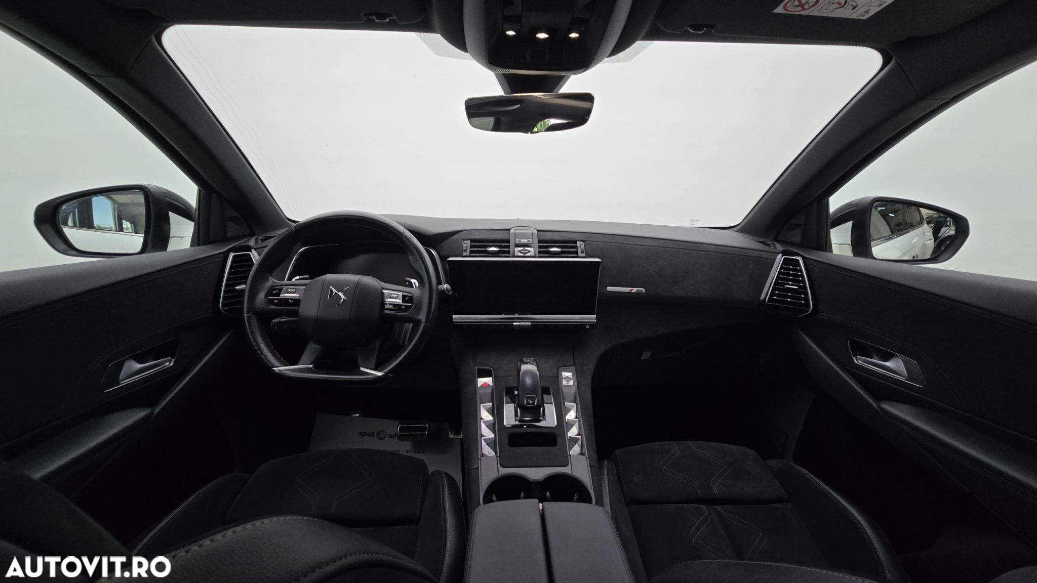 DS Automobiles DS 7 Crossback - 13
