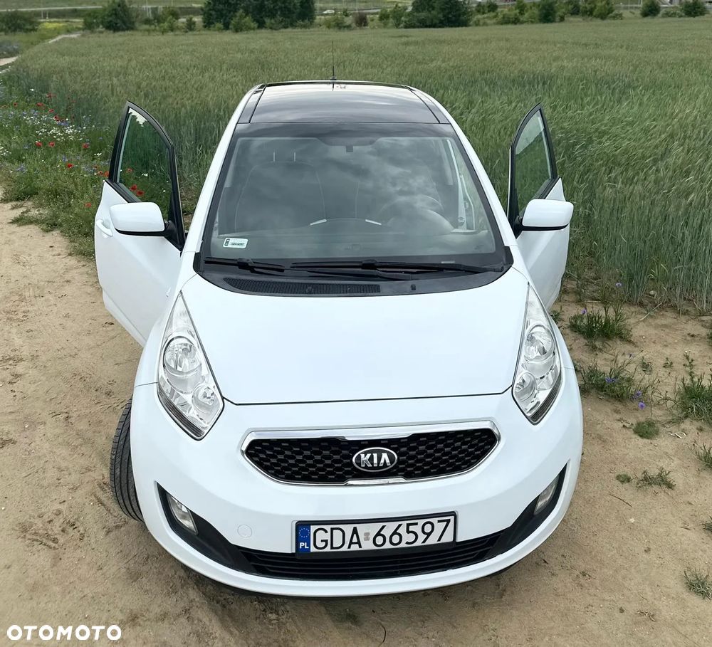 Kia Venga - 16