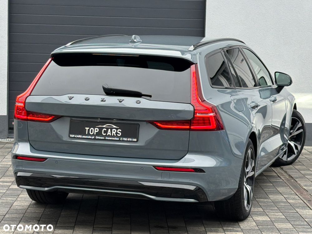 Volvo V60 B3 B Plus Dark - 30