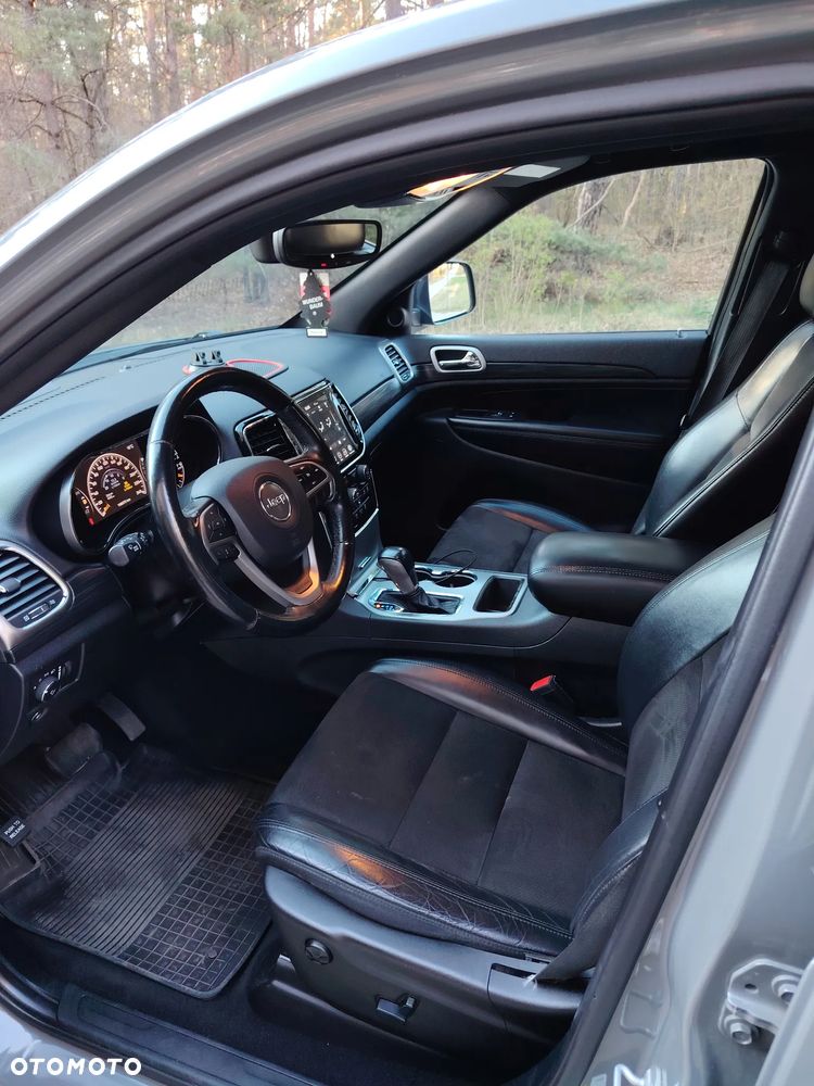 Jeep Grand Cherokee 3.6 V6 Laredo - 29