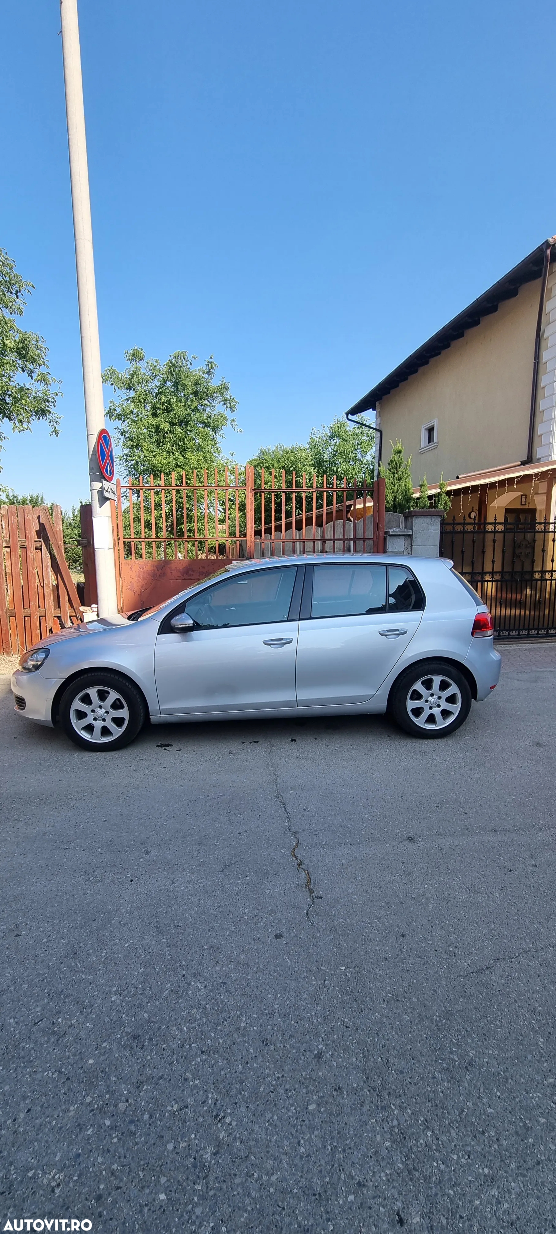 Volkswagen Golf 1.4 FSI Comfortline - 5