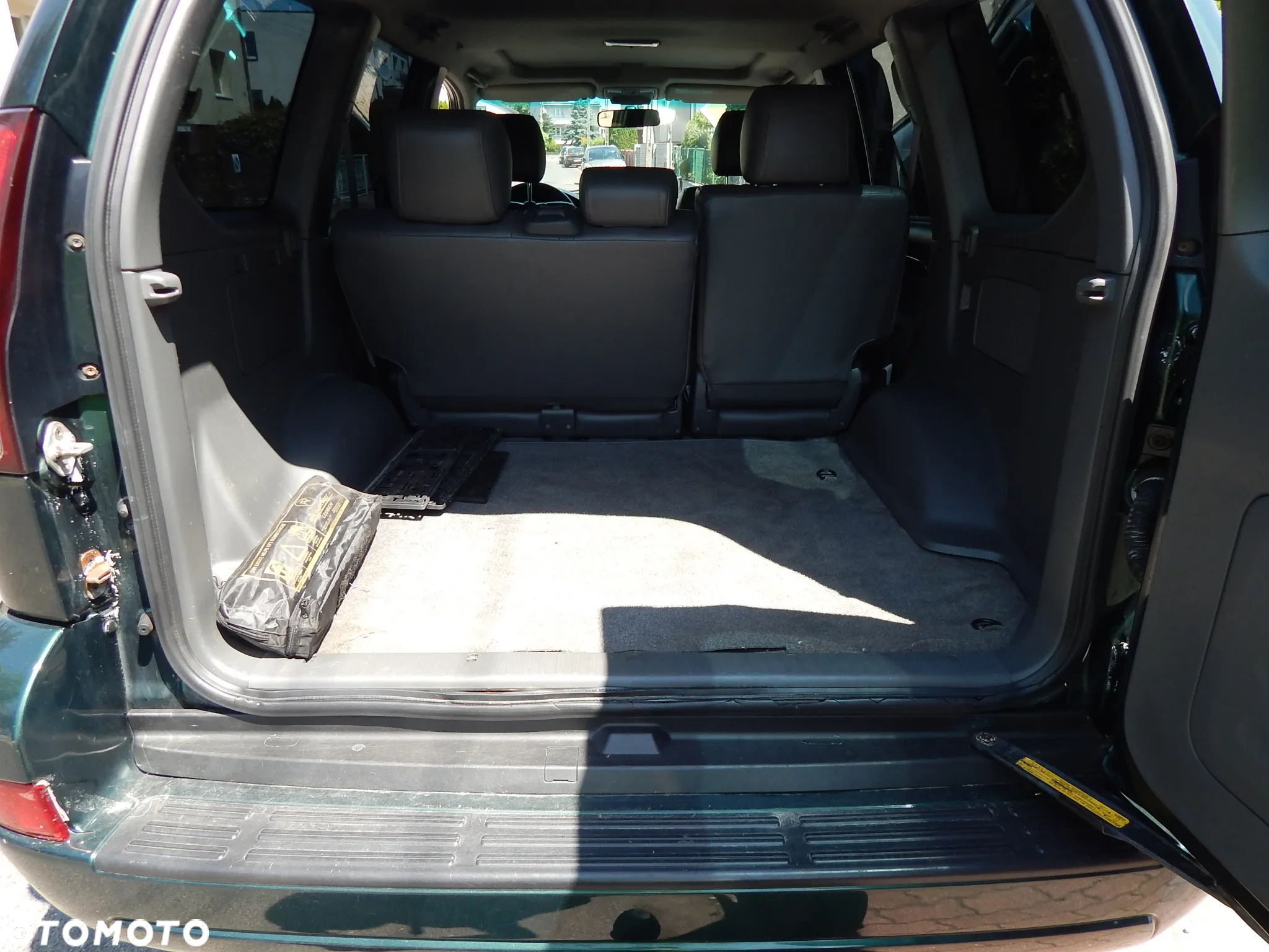 Toyota Land Cruiser - 18