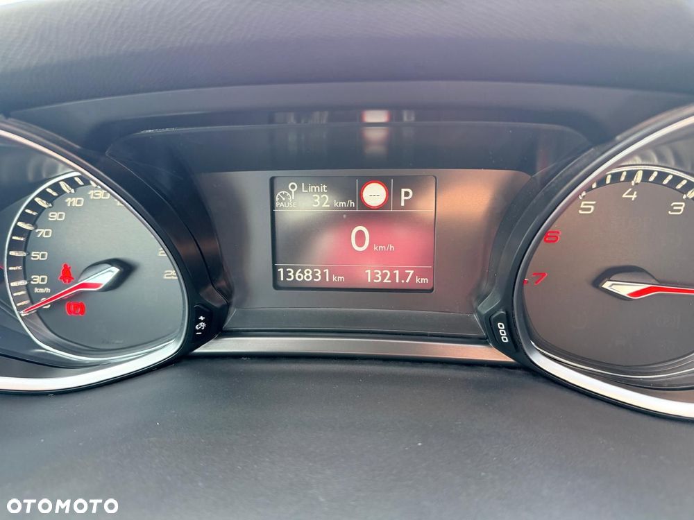 Peugeot 308 PureTech 130 EAT6 Stop & Start GT-Line Edition - 24