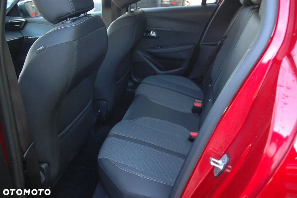 Peugeot 208 1.2 mHEV Allure - 12