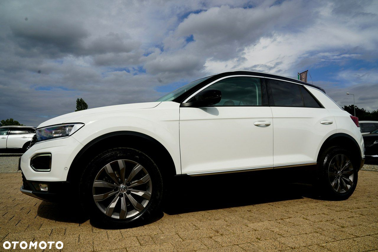 Volkswagen T-Roc - 14