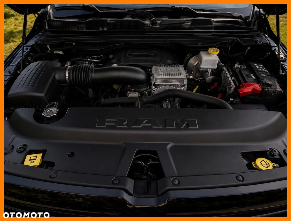 RAM 1500 Crew Cab Shortbed Bighorn - 20