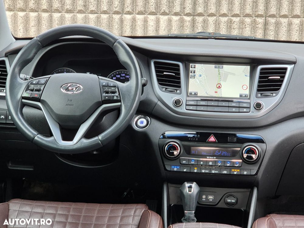 Hyundai Tucson 2.0 CRDI 4WD Automatik 25 Jahre - 12