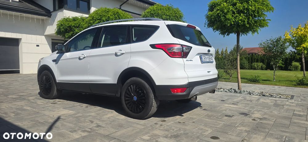 Ford Kuga - 11