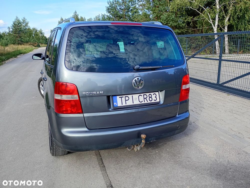 Volkswagen Touran 1.9 TDI Highline - 7
