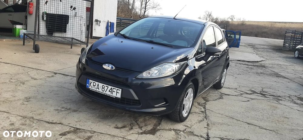 Ford Fiesta - 2