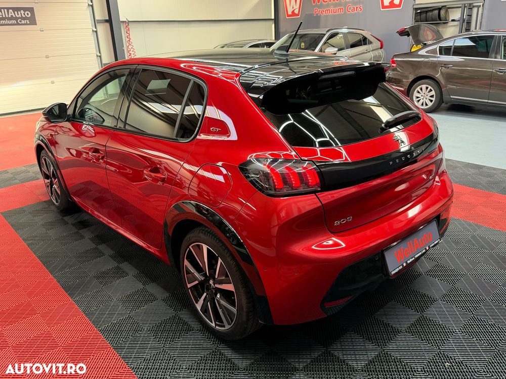 Peugeot 208 1.2 L PureTech STT EAT8 GT Pack - 6