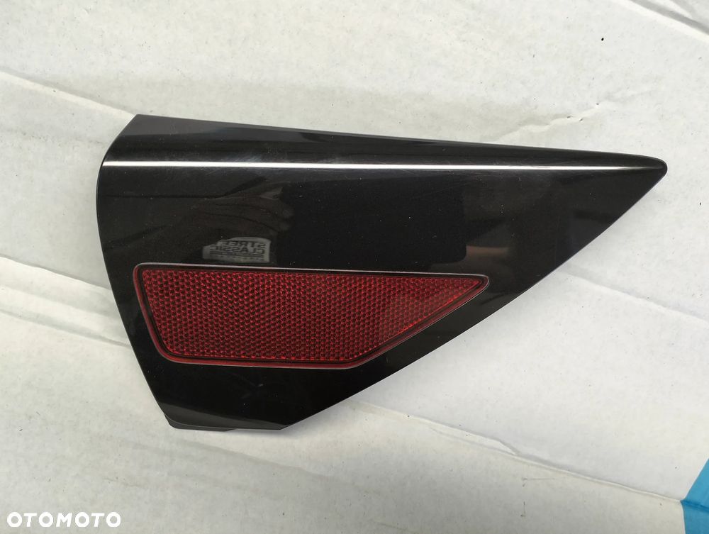TESLA 3 2022 ODBLASK ZAŚLEPKA TYŁ PRAWA BŁOTNIKA - 2