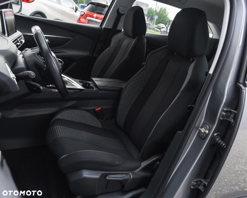 Peugeot 3008 - 19