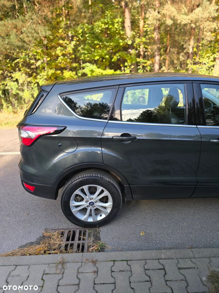 Ford Kuga 1.6 EcoBoost 2x4 Titanium - 13