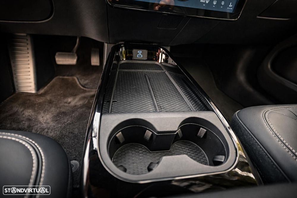 Ford Mustang Mach-E Standard - 15