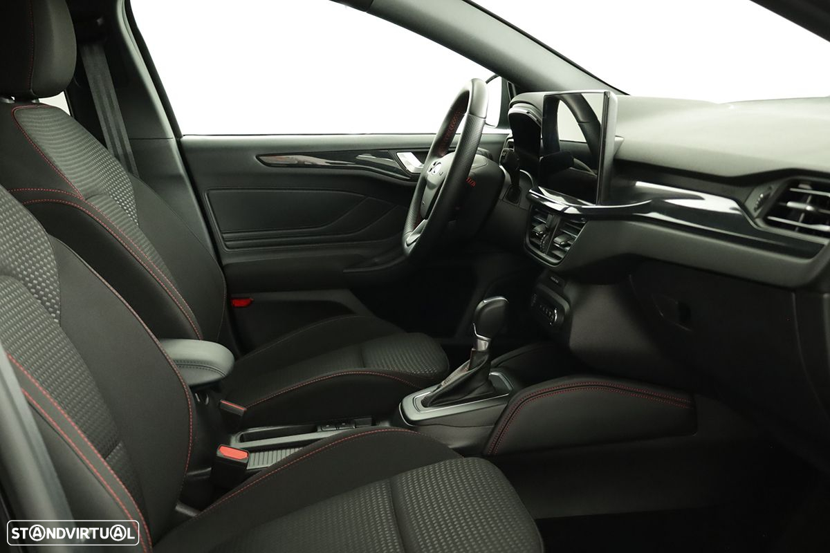 Ford Focus - 22
